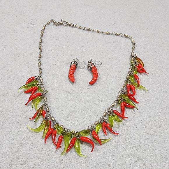 Red & Green Handblown Glass Hot Cayenne Chili Peppers Necklace & Earring Set Vtg - Picture 4 of 8
